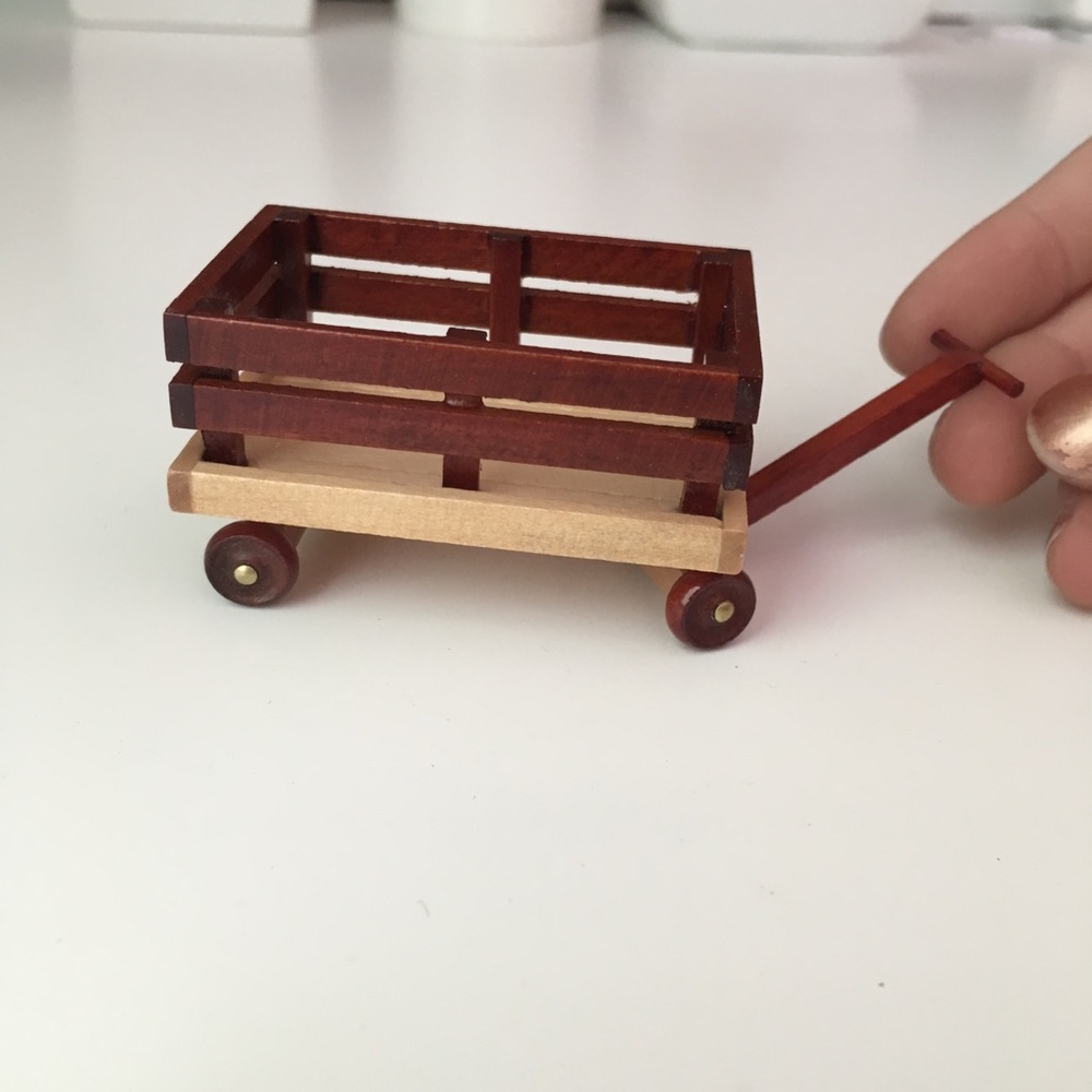 Wooden miniature wagon